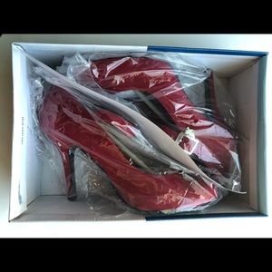 Shrek Koppa Red Strap Pump Heels 8 💃🏼❤️🔥